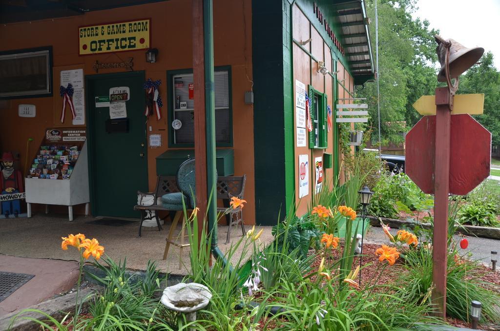 Whittier Ft. Wilderness Rv Park And Campground מראה חיצוני תמונה